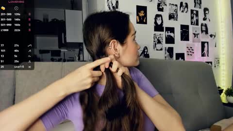 Alivia online show from November 30, 11:36 am