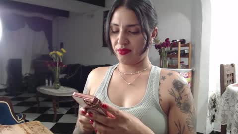Snapshot of alix_beltran chatting on February 13, 3:07 am Alix online show from February 13, 3:07 am