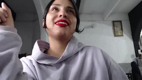 Snapshot of alix_beltran chatting on March 5, 1:31 am Alix online show from March 5, 1:31 am
