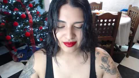 Alix online show from November 18, 1:39 am