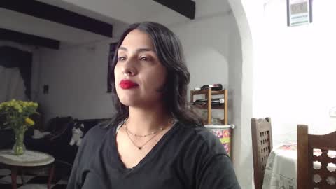 Snapshot of alix_beltran chatting on February 18, 2:49 am Alix online show from February 18, 2:49 am