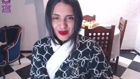 Snapshot of alix_beltran chatting on September 9, 1:49 am Alix online show from September 9, 1:49 am