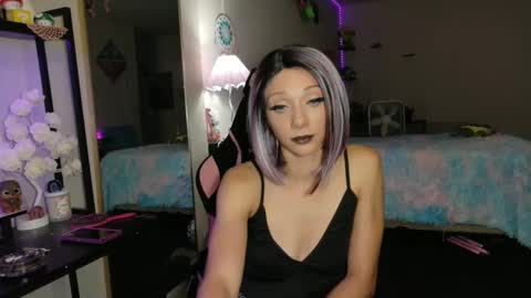 Snapshot of alizae_baby chatting on September 25, 5:17 am Alizae Richards online show from September 25, 5:17 am