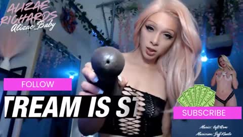 Snapshot of alizae_baby chatting on October 27, 7:15 am Alizae Richards online show from October 27, 7:15 am