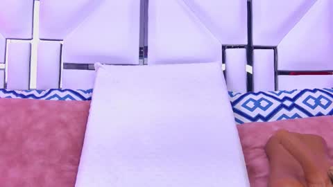 Allicia online show from March 24, 11:48 am