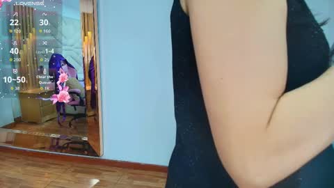 Aliie  online show from September 18, 12:15 pm