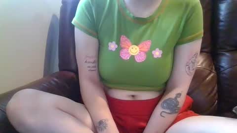 alliebearx online show from November 23, 10:55 pm