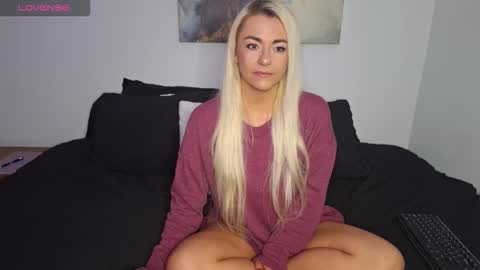 Allie Fyre online show from February 5, 6:05 am