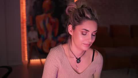 Allie online show from November 14, 6:35 am