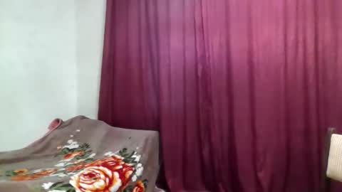 AlliRain online show from December 4, 1:35 pm