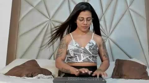 Allison Owenns online show from June 30, 10:15 am