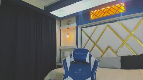 ALLISON online show from November 25, 6:26 am