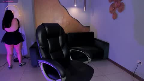 Allison Rogers online show from October 28, 2:28 am