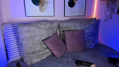 Snapshot of allissax chatting on January 8, 9:01 pm Aleja online show from January 8, 9:01 pm