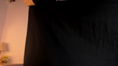 allisson online show from April 16, 12:16 pm