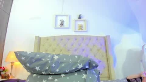 allisson online show from February 17, 12:05 pm