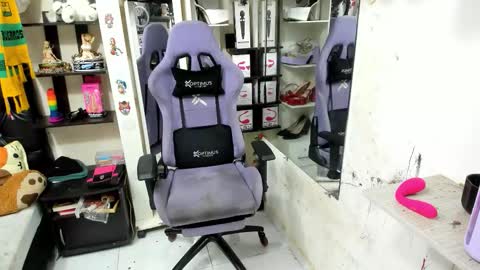 allsson_miller online show from November 11, 1:34 am