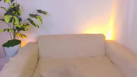 Brianna online show from April 14, 6:19 pm