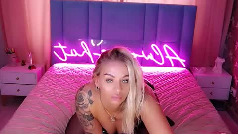 AlwaysHot online show from March 7, 3:35 am