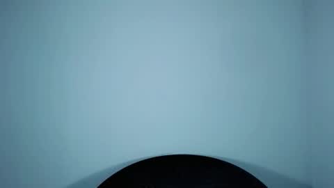 ally_monts online show from January 15, 1:11 am