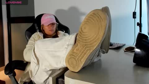 ALMA FENIX  online show from March 20, 1:27 pm