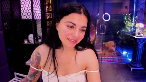 Snapshot of alma_pearl chatting on September 12, 5:41 am Alma online show from September 12, 5:41 am