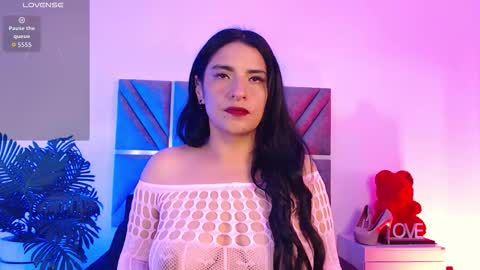 alombramorris online show from December 1, 12:19 pm