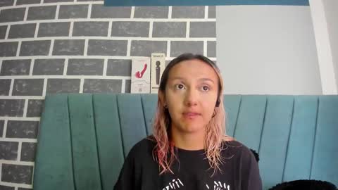 Alter  online show from October 12, 11:45 am