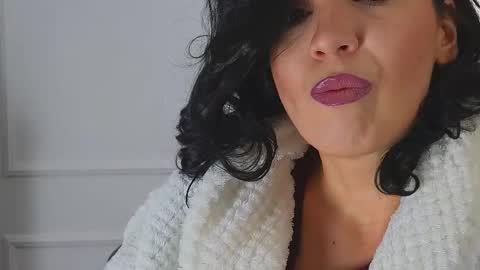 alyarei online show from October 3, 6:46 pm