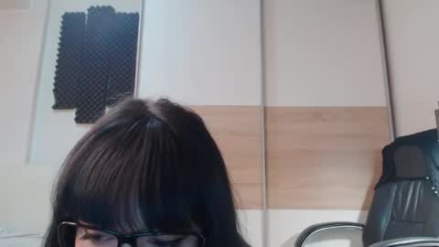 Alice online show from April 14, 12:05 pm