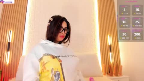 alyssa online show from February 4, 6:05 am