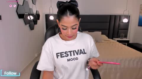 Snapshot of alyssadean_ chatting on September 20, 12:25 pm Aly online show from September 20, 12:25 pm