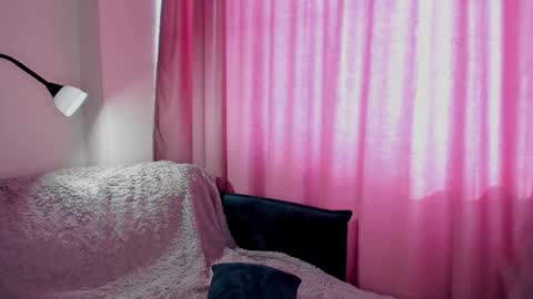 Snapshot of alyssensual chatting on September 10, 6:57 am Alyssa I will be online December 4 at 2000 UTC online show from September 10, 6:57 am