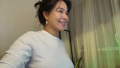 alyssia wolds online show from September 13, 12:18 am