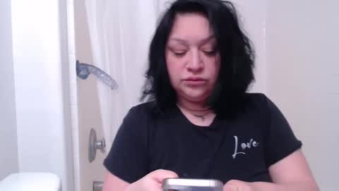 Snapshot of alyssiaamorexo chatting on February 2, 5:04 pm Alyssiaamorexo online show from February 2, 5:04 pm