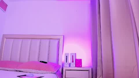 Alysson online show from April 14, 9:48 pm