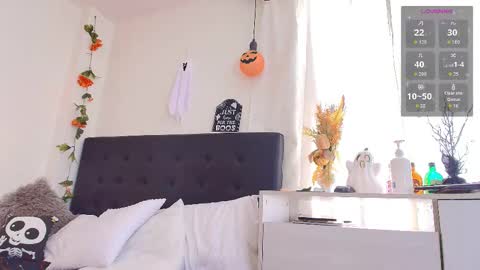 Isabella online show from October 4, 6:56 pm