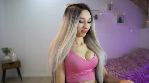 Amai  Liu online show from March 11, 7:03 pm