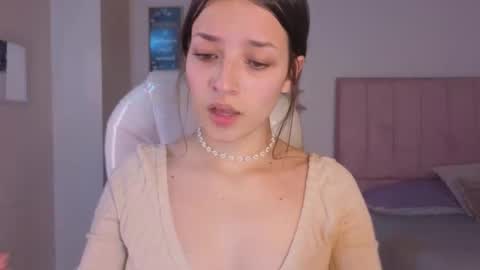 B I A N C A online show from November 22, 3:42 am