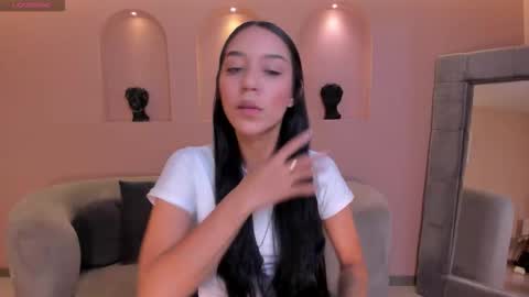 Amalia cruss online show from January 14, 8:25 pm