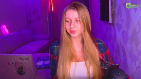 Snapshot of amaliaqueen999 chatting on December 9, 2:06 pm Amalia online show from December 9, 2:06 pm