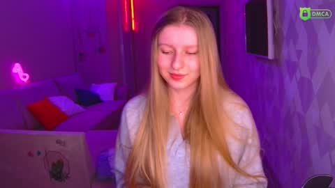 Snapshot of amaliaqueen999 chatting on January 13, 2:42 pm Amalia online show from January 13, 2:42 pm