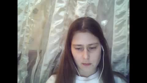 Dog mama online show from March 13, 7:37 pm