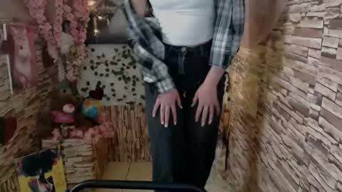 amanda_bright_ online show from October 10, 7:57 am