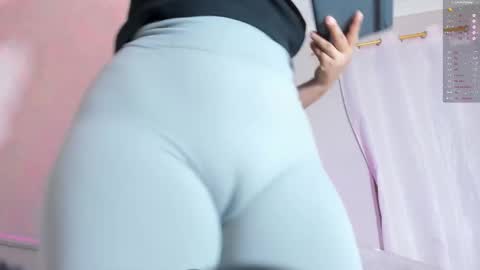 Amanda Marcuzzi  online show from October 18, 12:19 pm