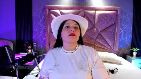 Snapshot of amandaacruz chatting on September 10, 1:27 am Amanda cruz online show from September 10, 1:27 am