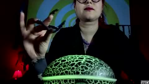 Goddess Amanita online show from April 1, 1:41 pm