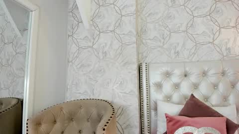 amara_rousse online show from February 26, 11:20 am