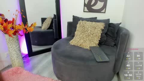    online show from April 18, 7:29 pm