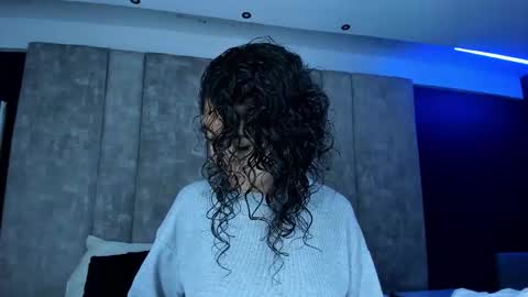 Emily online show from March 18, 11:15 am